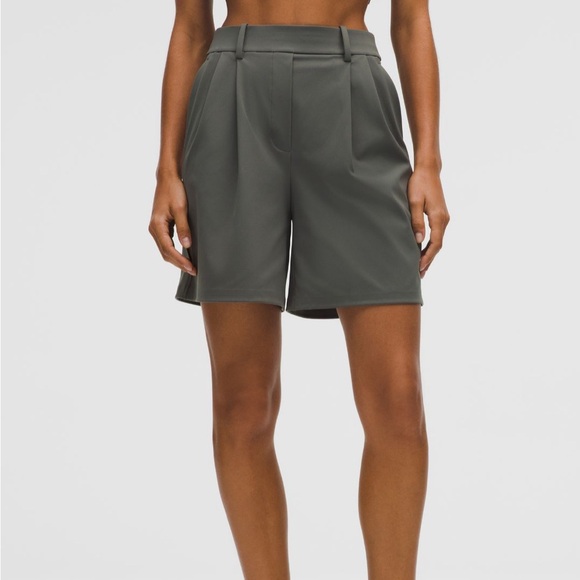 Lululemon Daydrift Pleated HR short 7” size XL NWT - Picture 1 of 5
